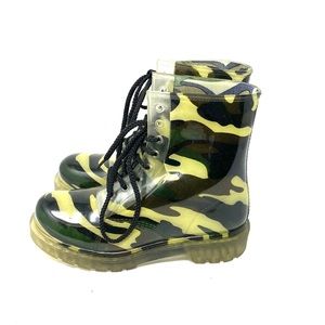 Qupid Camo Boots